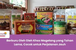 buat gambar Oleh Oleh Khas Magelang dalam kemasan yang Tahan Lama diatas meja